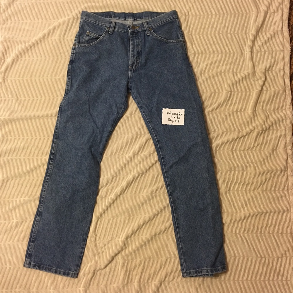Men’s Wranglers, regular fit